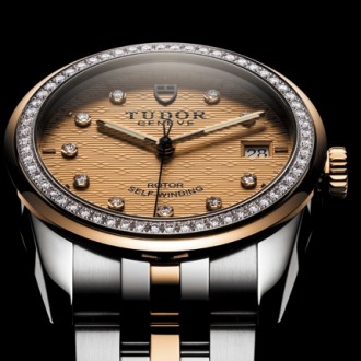 Date , 36 MM