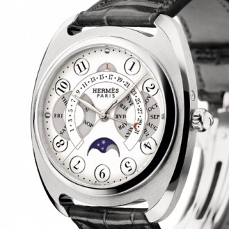 Dressage  Quantième  Perpétuel  En  Or  Blanc