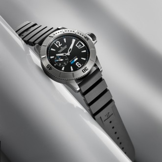Diving GMT