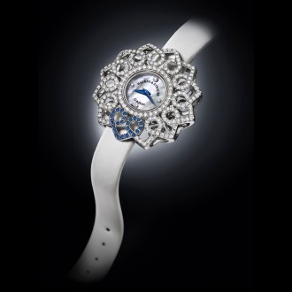 Victoria Blue Heart
