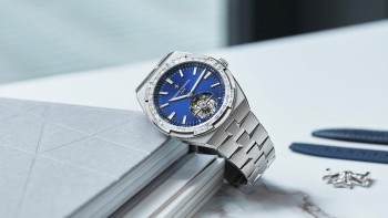 Overseas tourbillon high jewellery © Vacheron Constantin