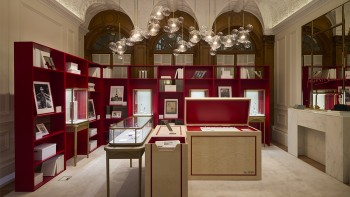 Cartier's Santos Exhibition on Bond Street © Cartier