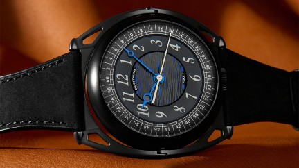 DB Kind of Two GMT © De Bethune