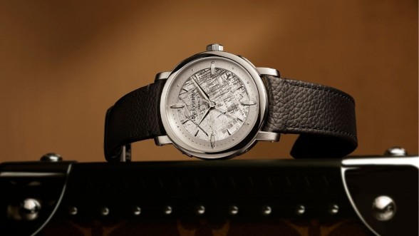 Escale platinum with metorite dial © Louis Vuitton