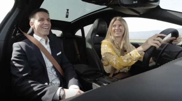 The WorldTempus Taxi Goes to Lausanne - Lionel Meylan