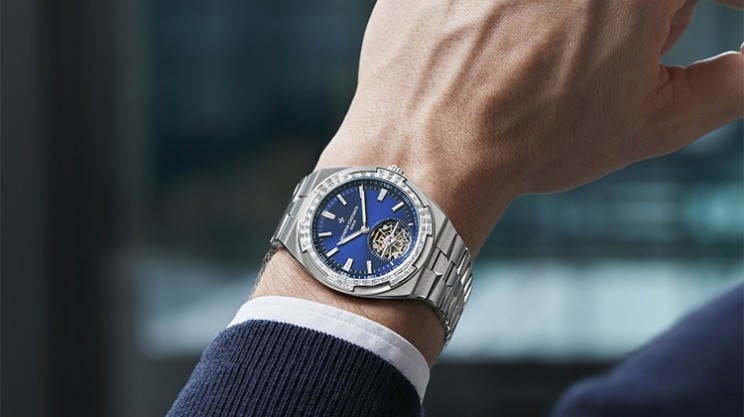Overseas tourbillon high jewellery © Vacheron Constantin