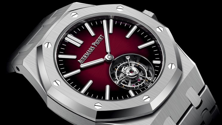 Royal Oak Selfwinding Flying Tourbillon 41mm with smoked burgundy dial © Audemars Piguet