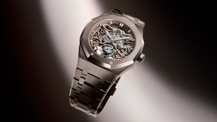 Royal Oak Selfwinding Flying Tourbillon Openworked in sand gold © Audemars Piguet