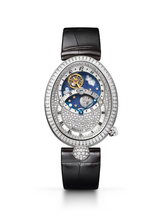 3- Reine de Naples 8999 en or blanc sertie de diamants, cadran en or blanc serti de diamants, mouvement automatique avec indicateur jour-nuit, bracelet en cuir © Breguet