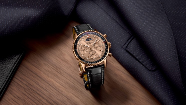 Navitimer B19 Chronograph 43 Perpetual Calendar 140th Anniversary © Breitling