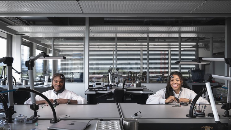 Mujinga Kambundji & Dina Asher-Smith © Hublot