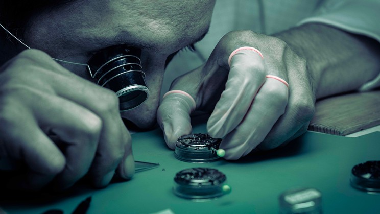 Assembly of the ZM11 © Leica