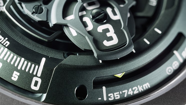 UR-100V Magic T « Hunter Green » © URWERK