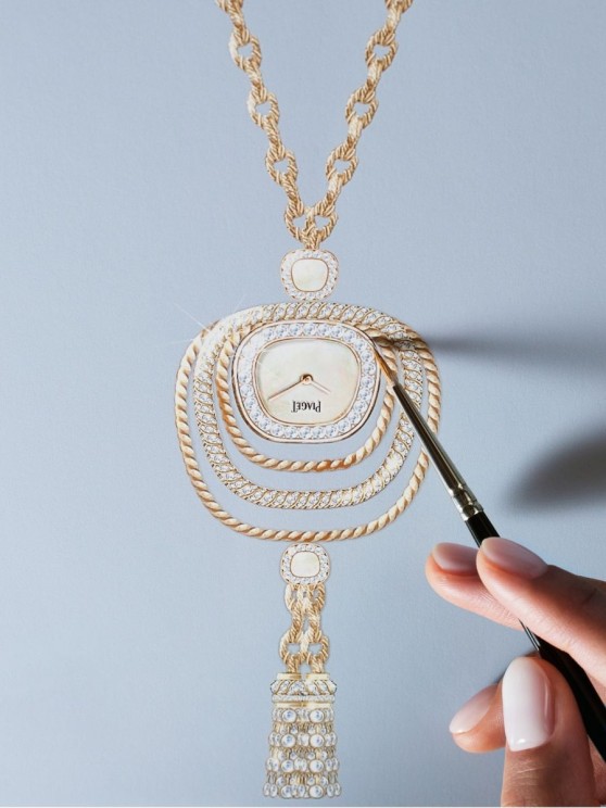 Piaget Sixtie continues the celebration of the return of the sautoir watch worn around the neck. © Piaget