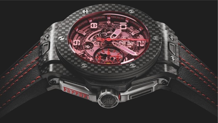 Big Bang Ferrari Red Carbon © Hublot