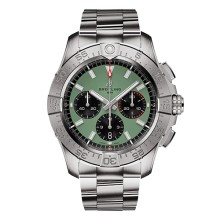 Avenger B01 Chronograph 44 © Breitling