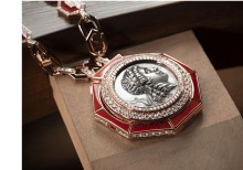 Monete Pendant Watch High-Jewellery