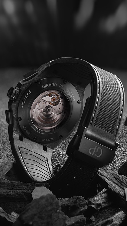 Laureato Absolute 8Tech © Girard-Perregaux