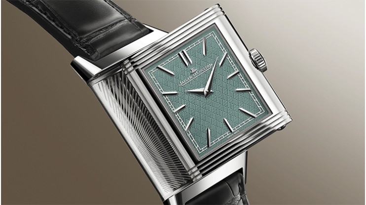 Tribute Enamel Hokusai - The waterfall at Yoshino © Jaeger-LeCoultre